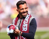 Carlos Tevez jugó un partido benéfico con un futbolista de Boca