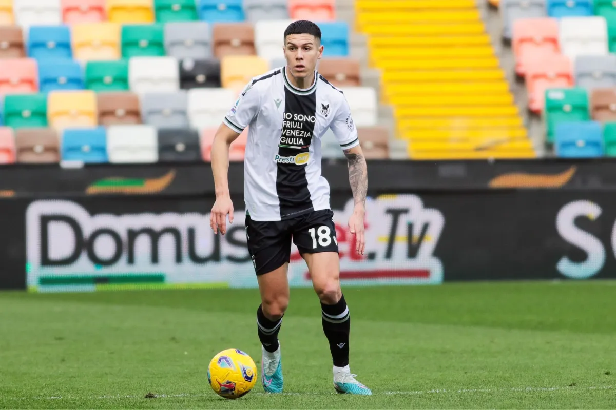 Nehuén Pérez con la camiseta de Udinese