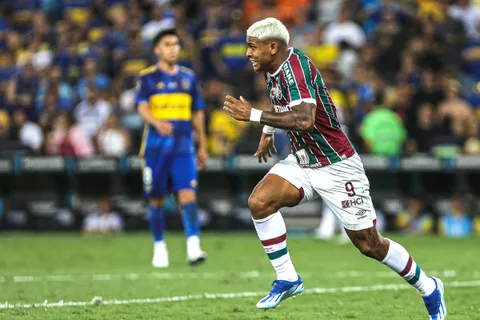 Dejó a Boca sin Libertadores y ahora Fluminense lo echó del club: ¿qué hizo Kennedy?