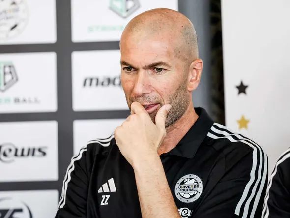 ¿Premier League o Bundesliga? Zinedine Zidane decide su futuro entre dos gigantes europeos