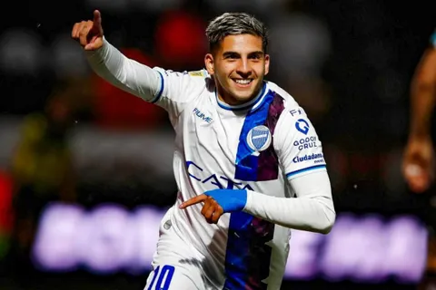 ¿Prometió el título para Godoy Cruz? El misterioso papel que firmó Hernán López Muñoz
