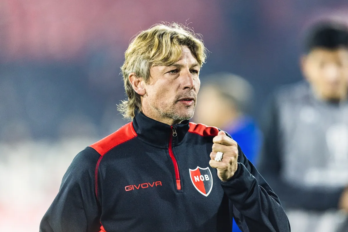 Newells x Audax
