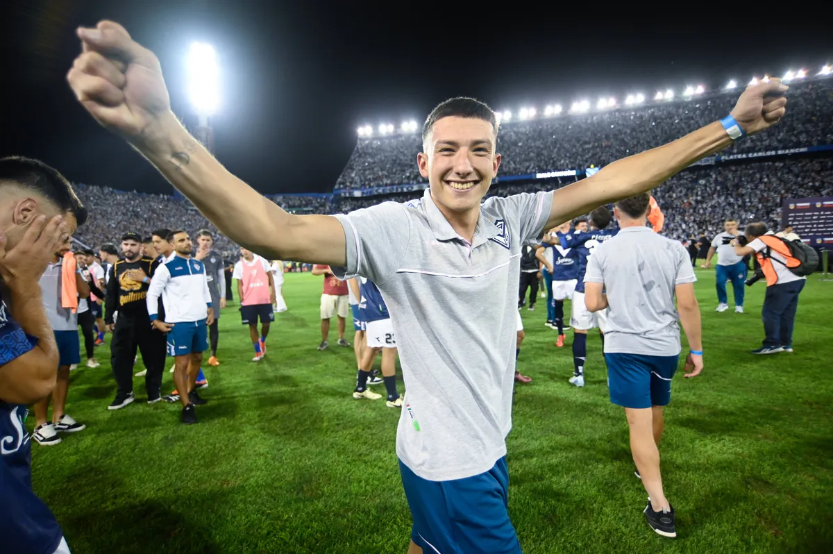 Velez Sarsfield v Huracan – Liga Profesional 2024