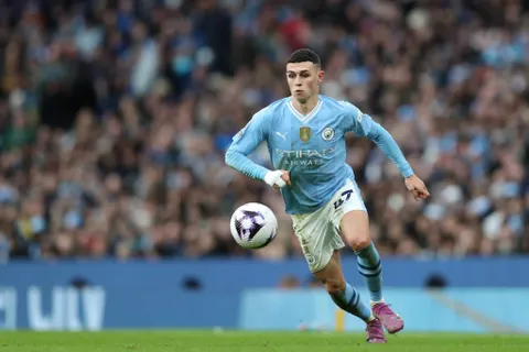 Manchester City busca renovarle el contrato a Phil Foden