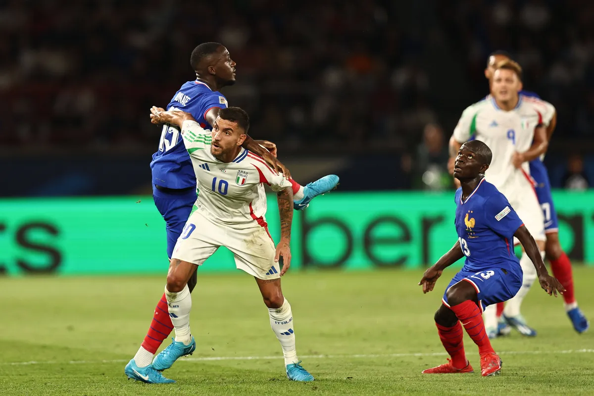 Lorenzo Pellegrini (Italy)Ibrahima Konate (France)N Golo Kante (France) during the UEFA Nations League 2024-2025 match b