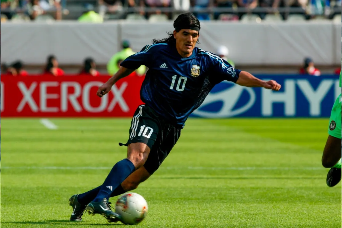 Ariel Ortega jugando el Mundial 2002 con la Selección Argentina