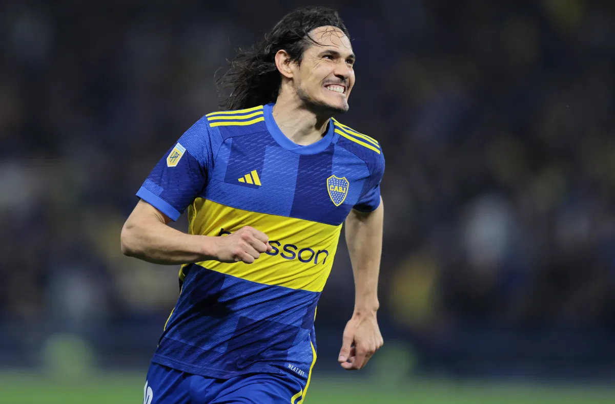 Edinson Cavani podría renovar contrato con Boca