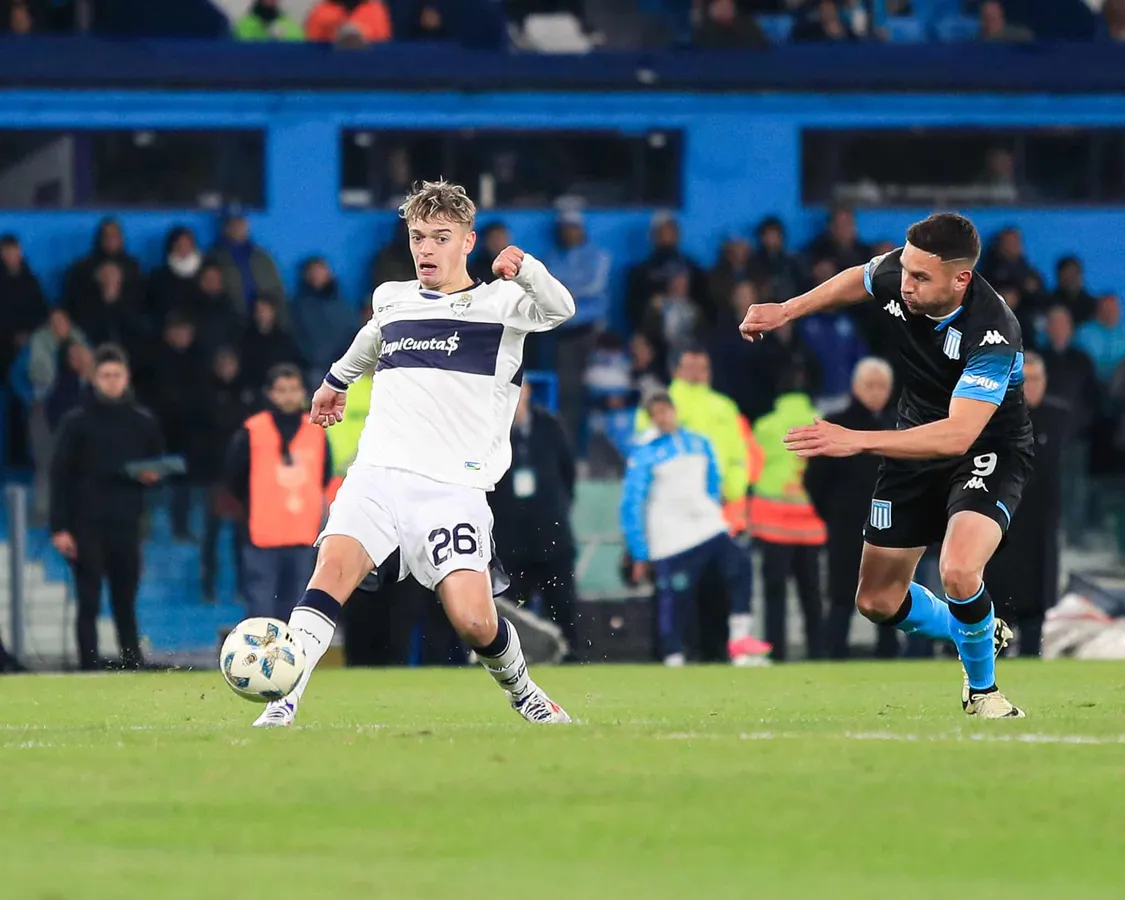 Liga Profesional de Futbol Valentin Rodriguez de Gimnasia La Plata durante el partido por la 10ma fecha jugado entre Rac