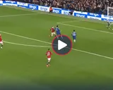 Video: Garnacho aprovechó un error de Moisés Caicedo para descontar contra Chelsea