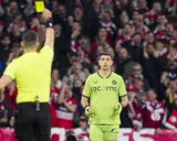 La sanción que recibió Dibu Martínez tras el partido contra Lille