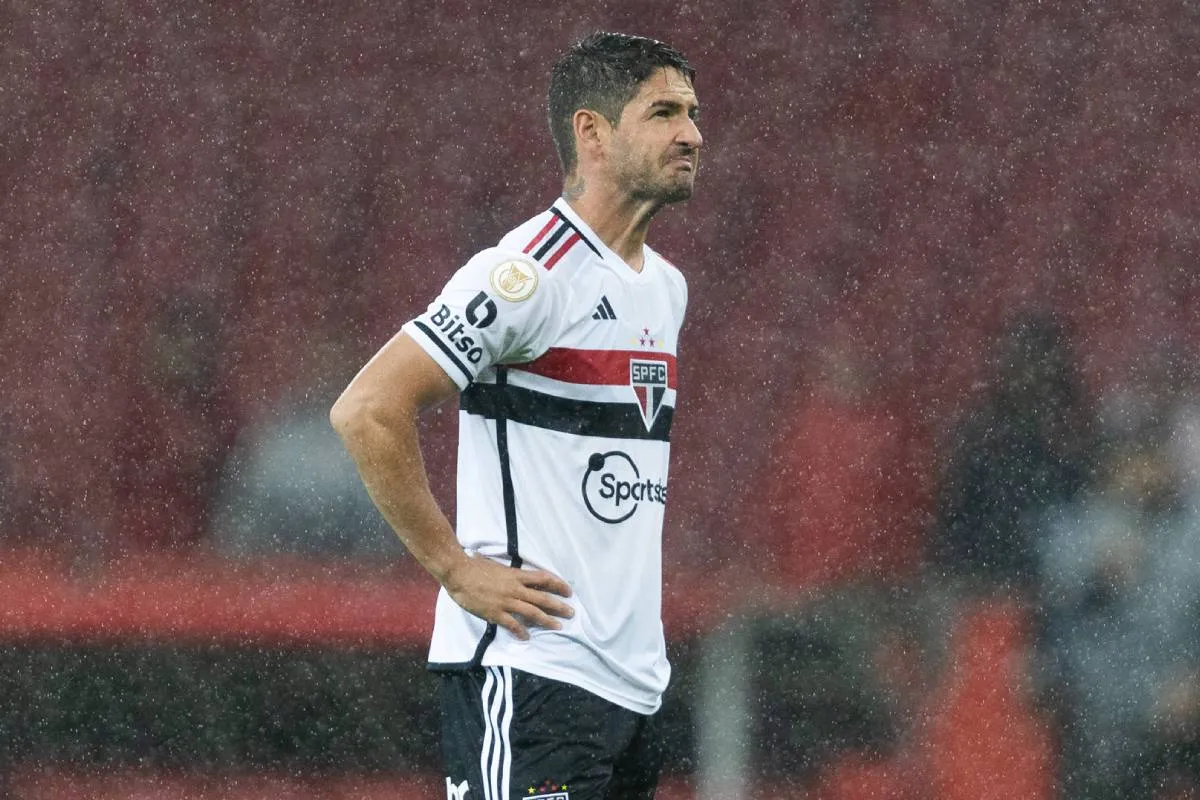 Alexandre Pato jugando en San Pablo