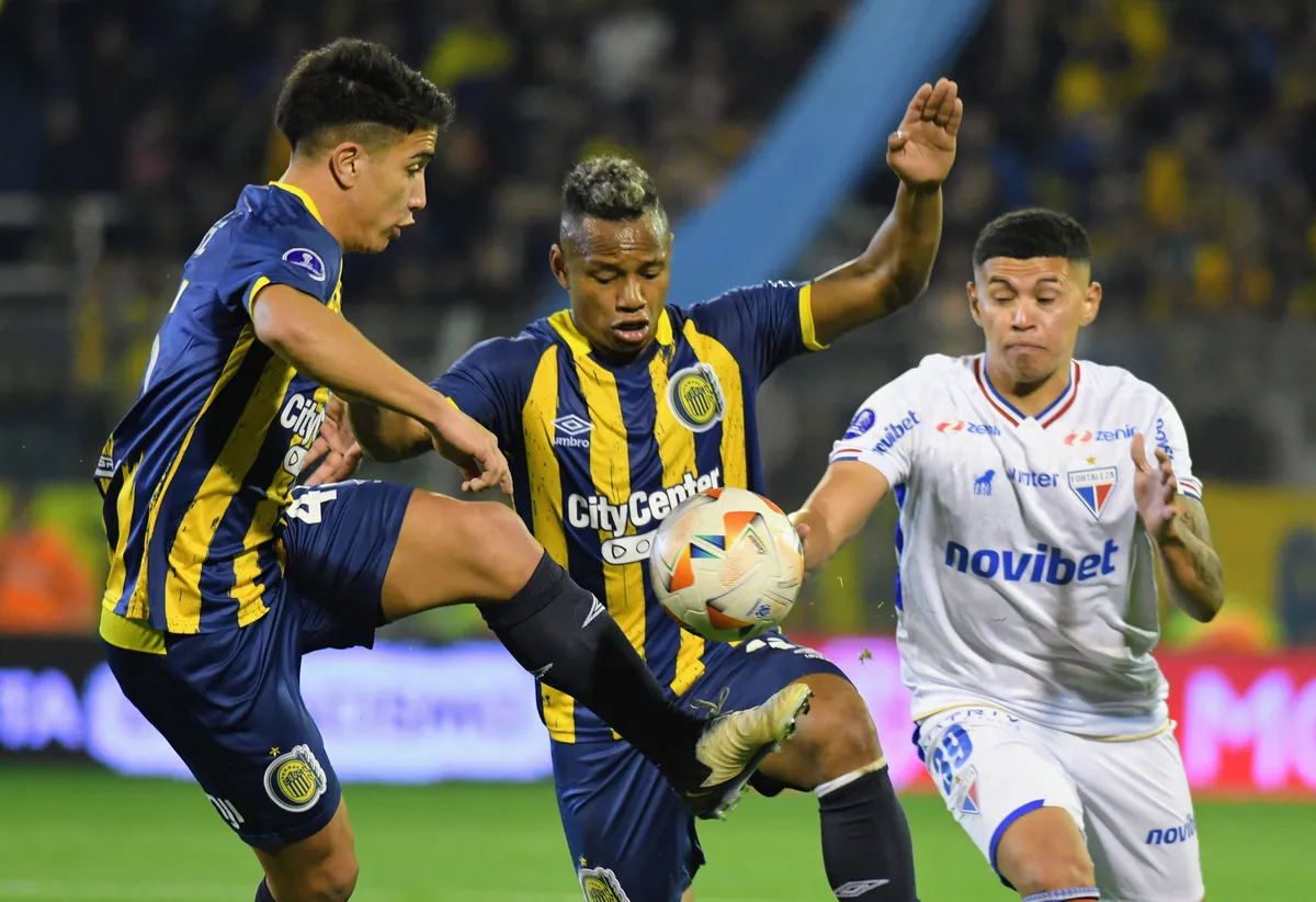 Rosario Central vs Fortaleza. Octavos de Final Copa Sudamericana. 14/8/2024. Fotobaires *** Rosario Central vs Fortaleza