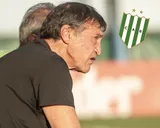 El talentoso ex Racing que se OFRECIÓ para jugar en Banfield: “Si me llama Falcioni voy”