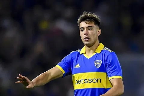 Atención, Boca: Aaron Anselmino respondió al fuerte interés de Manchester United