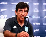 “Le empezaron a soltar la mano”: la fuerte sentencia sobre el futuro de Costas en Racing
