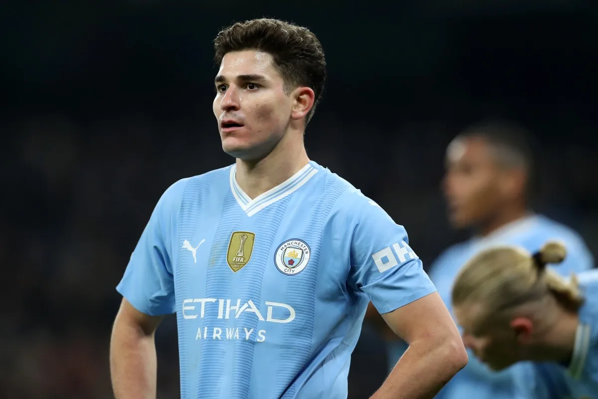 Julián Álvarez quiere irse de Manchester City y tiene dos interesados en Inglaterra