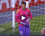 Video: la tremenda doble atajada de Brey que salvo a Boca de la caída ante Nacional Potosí