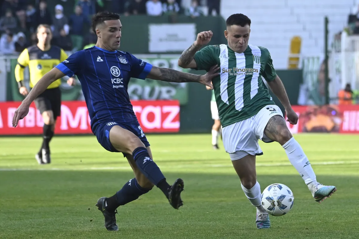 Club Atletico Banfield vs Talleres de Cordoba. Fecha 8 Liga Profesional. Futbol Argentina. Primera Division. 28/7/2024 *