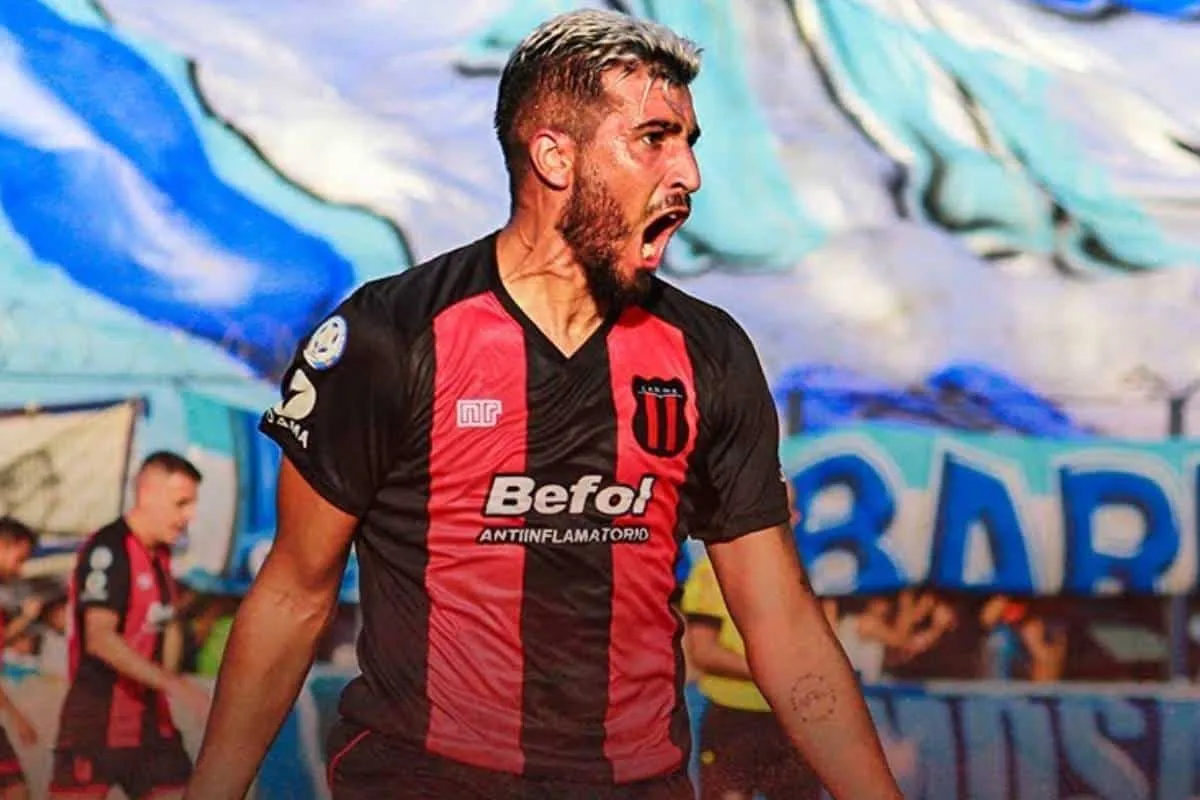Claudio Salto, la gran figura de Defensores de Belgrano en 2023