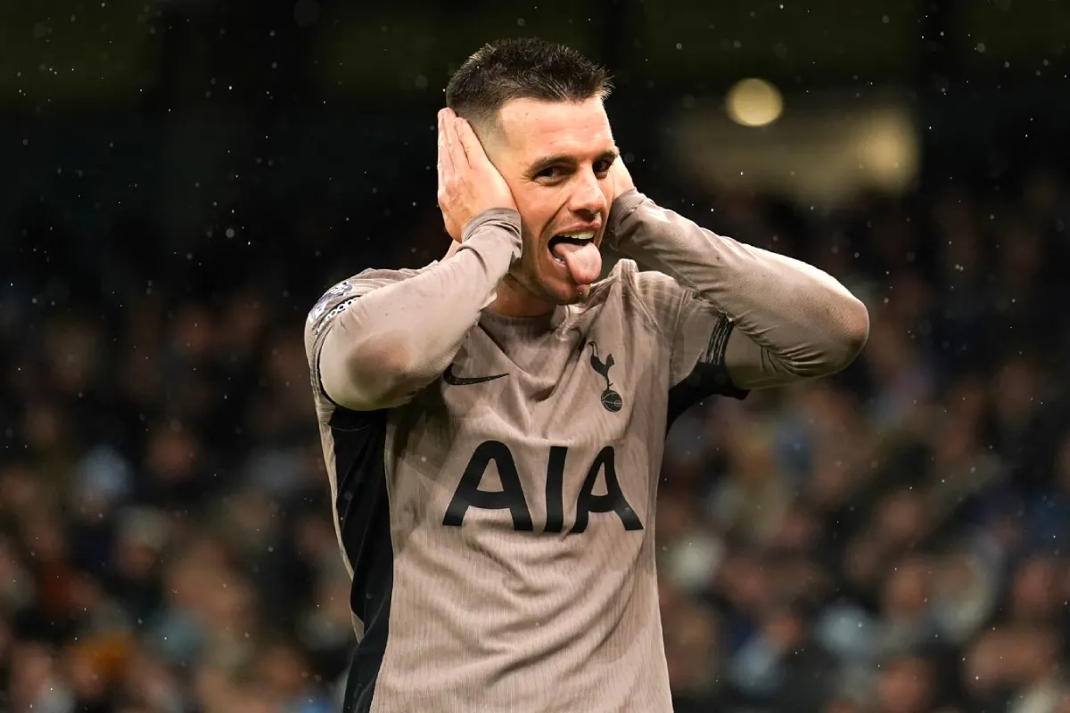 Giovani Lo Celso con la camiseta de Tottenham