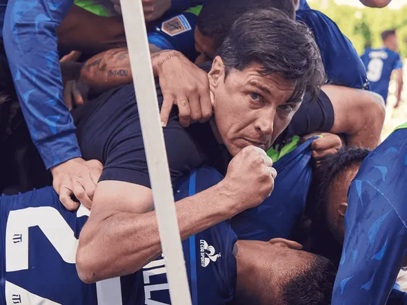 Refuerzos Talleres: Cacique Medina tiene una “prioridad” para el ataque y Fassi prepara una oferta