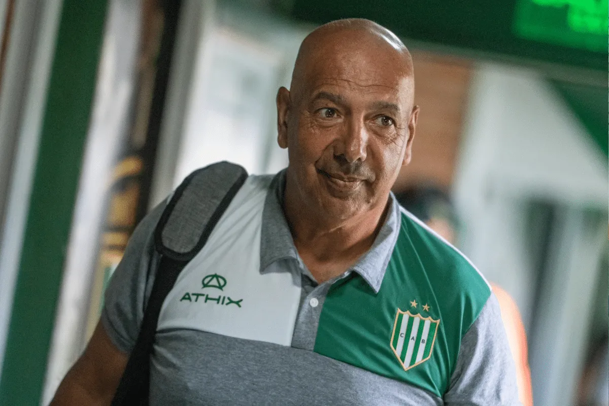 Pico Hernández, el bombero de Banfield