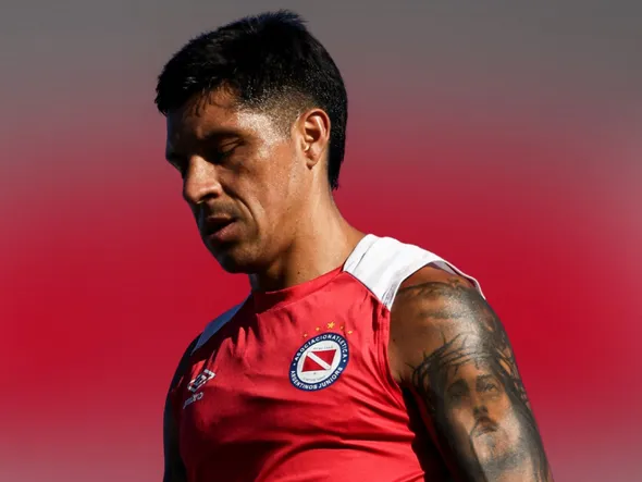 Enzo Pérez y el arte de reinventarse: orden, jerarquía y una sociedad prometedora para el nuevo refuerzo de Argentinos Juniors