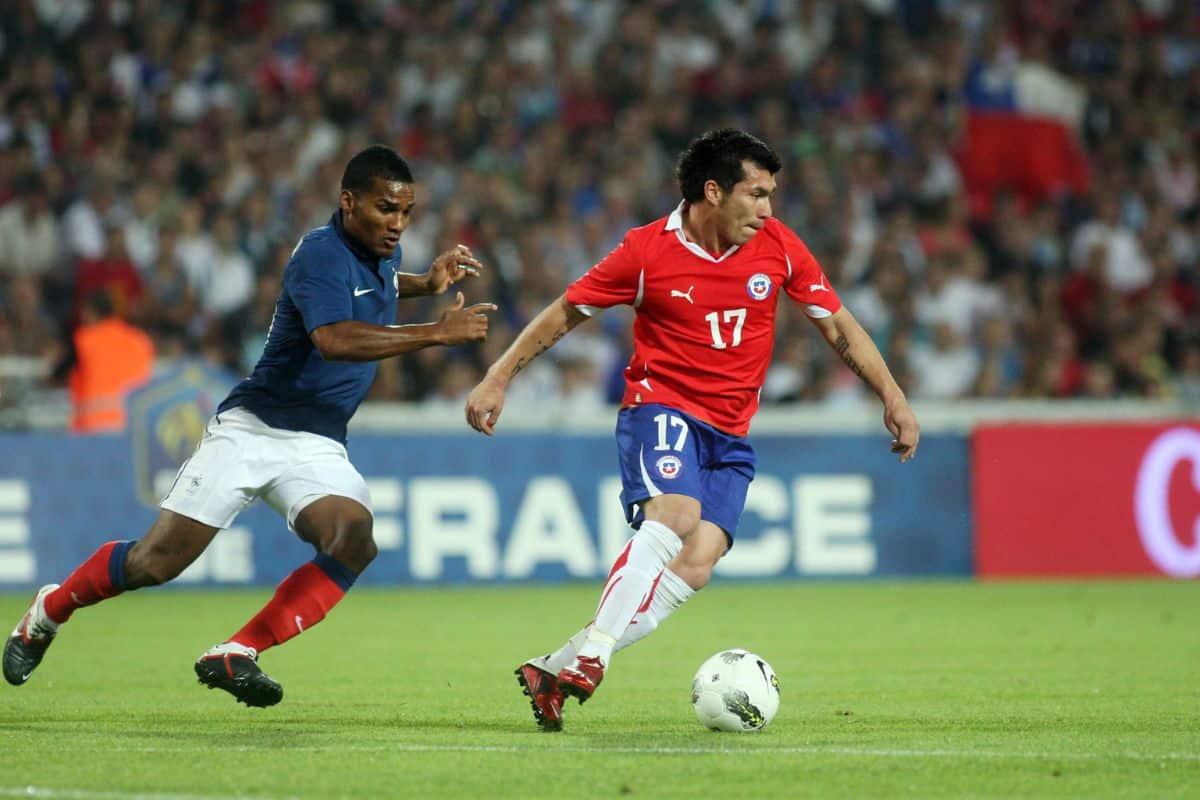 Los antecedentes de Chile ante Francia: ¿cómo le fue a La Roja ante otros campeones del mundo?