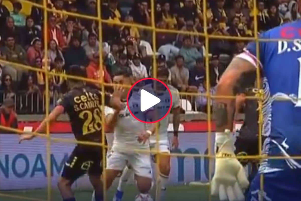 ¿Era penal para Colo-Colo? El golpe a Opazo dentro del área que el VAR no revisó
