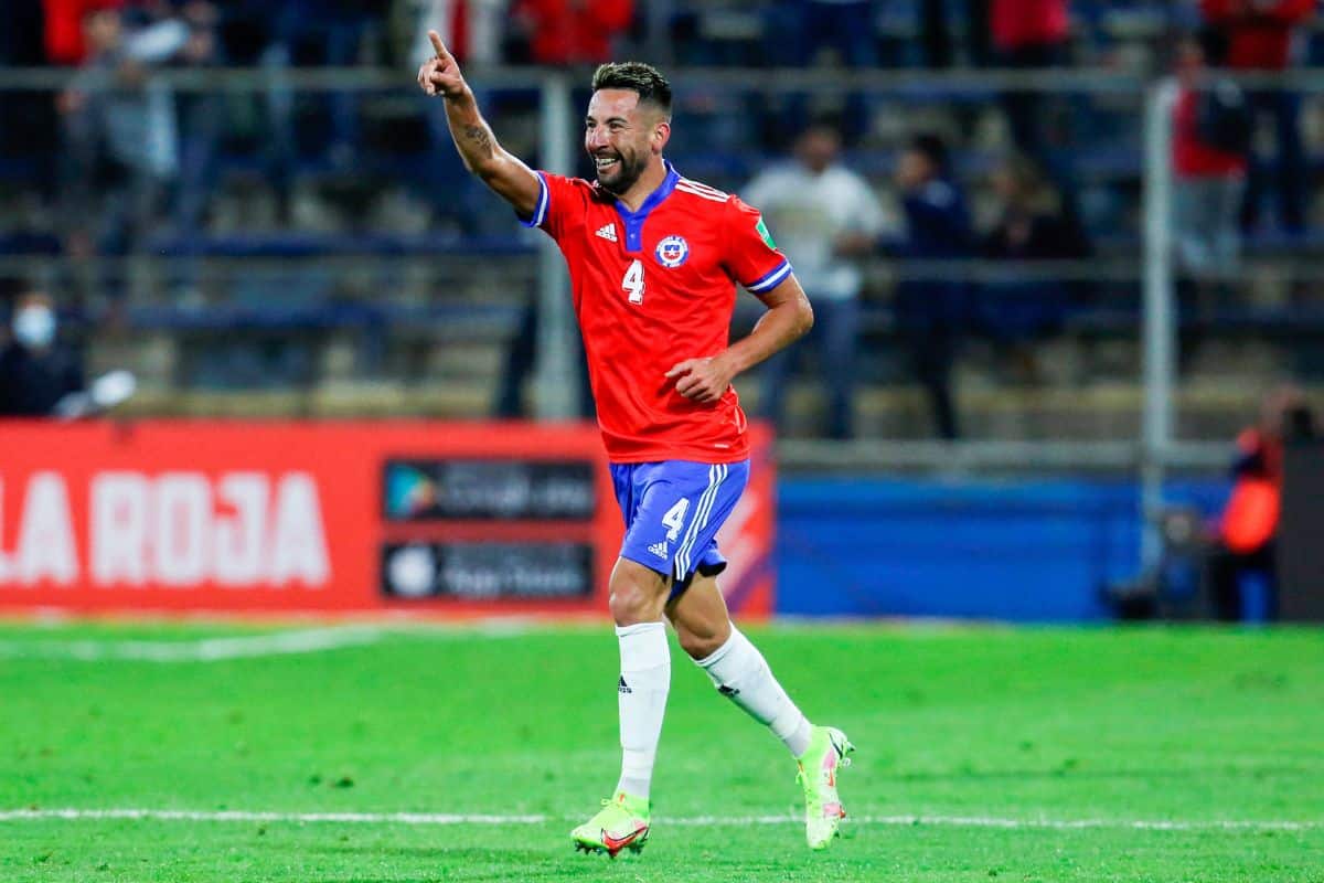 El defensor mejor VENDIDO en la historia del fútbol chileno