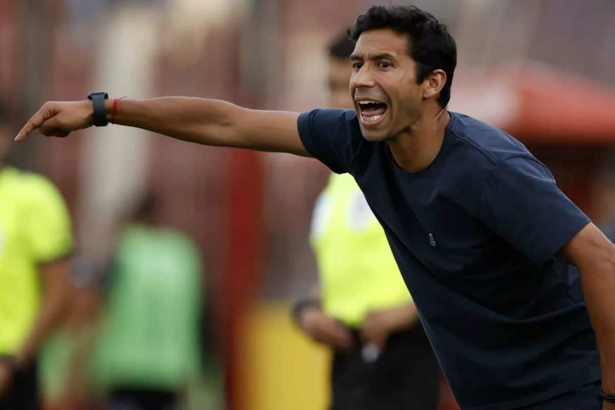 Universidad Católica DESPIDIÓ a Nicolás Núñez como su entrenador