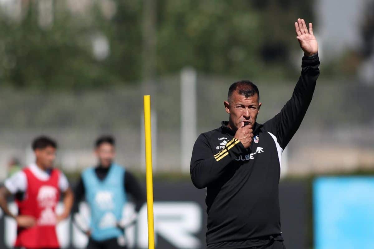 Histórico de Colo-Colo cargó contra Jorge Almirón: “No ha demostrado nada favorable”