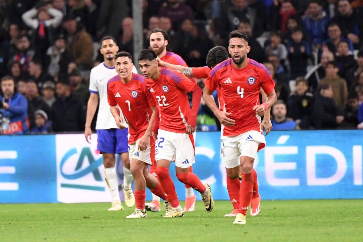 3 históricos de La Roja vuelven en la pre nómina de Ricardo Gareca