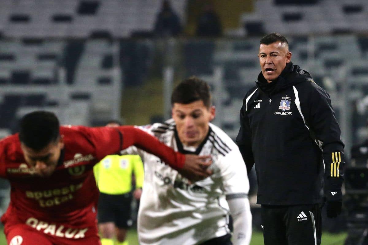 Colo Colo tiene otro 9 en mente por si se caen los fichajes de Di Yorio y Correa