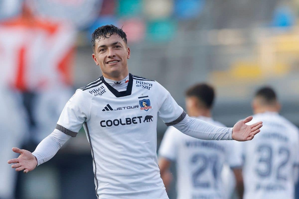 Colo Colo responde a la oferta de México por Cristián Zavala