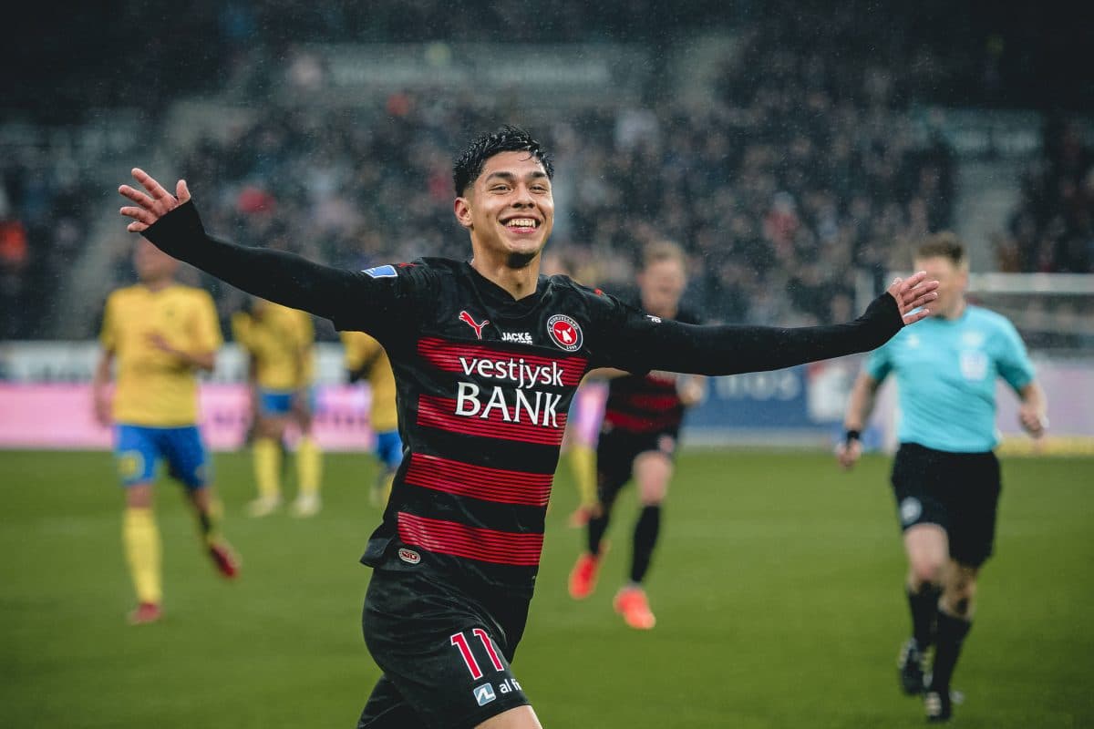 Champions League: Darío Osorio debutó y estuvo cerca de anotar en Santa Coloma – Midtjylland