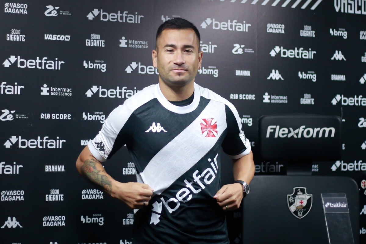 Brasileirao: Jean Meneses firmó con Vasco da Gama y se presentó en redes sociales
