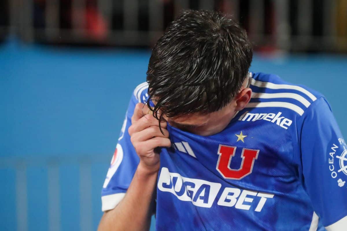 Puede salir en el próximo mercado de fichajes: el amargo presente de jugador en U de Chile