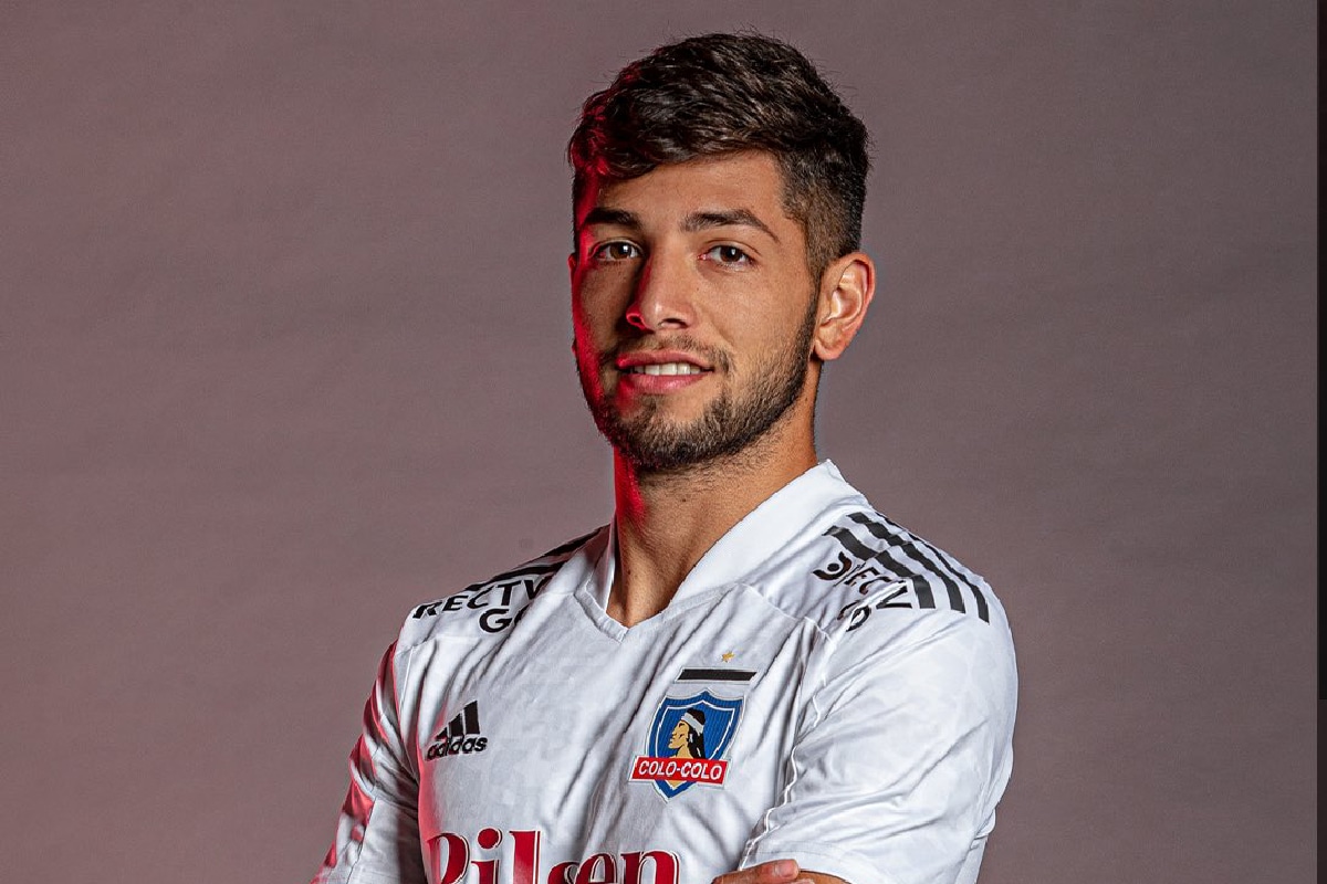 Jeyson Rojas en su presentación con Colo Colo