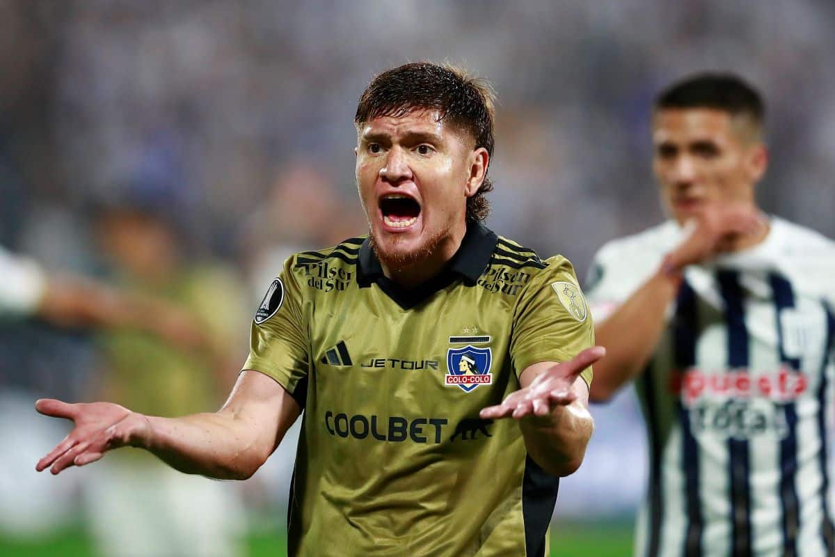 Fichajes Colo Colo: el insólito nuevo destino que podría tener Leonardo Gil en el fútbol chileno