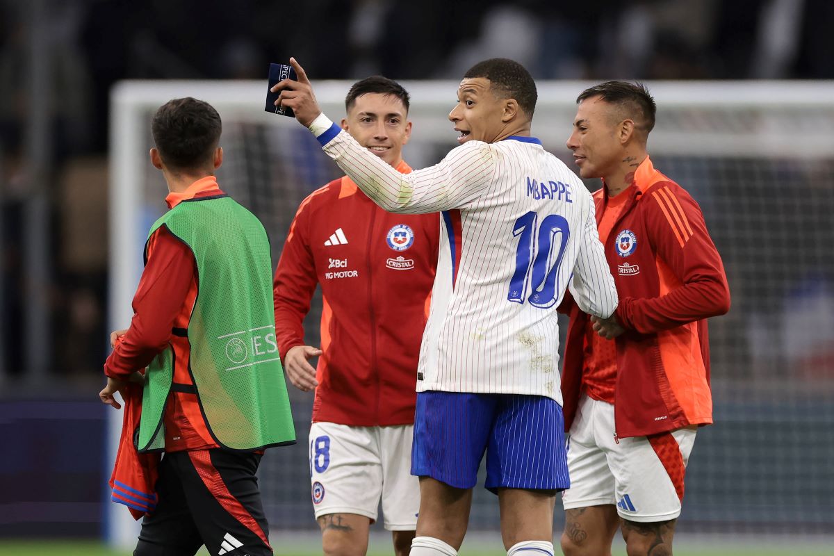 Mercado de fichajes: un chileno podría ser compañero de Mbappé en Real Madrid