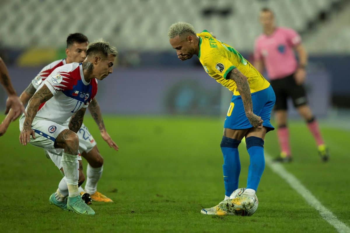 Eduardo Vargas y Neymar pueden ser compañeros