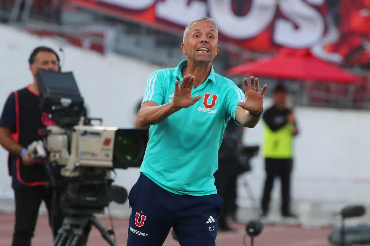 Gustavo Álvarez en la U