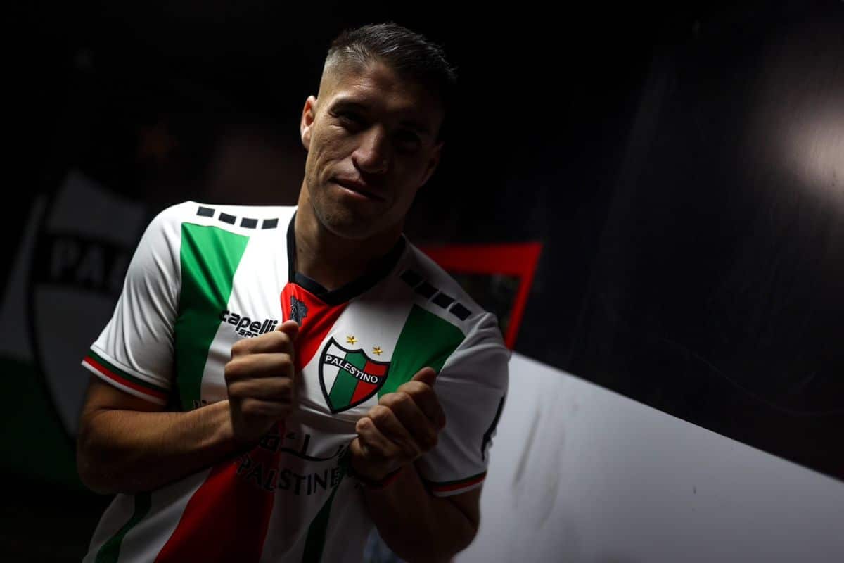 Refuerzos Palestino: Gonzalo Tapia descoloca a los grandes y elige volver a “casa”