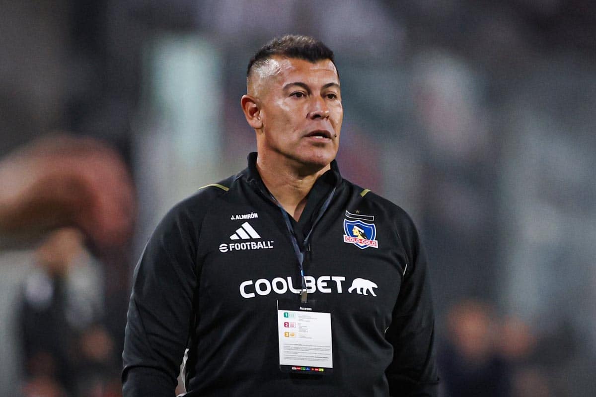Refuerzos Colo Colo: Blanco y Negro tiene una “prioridad” en la posición de 10, pero se barajan 2 alternativas