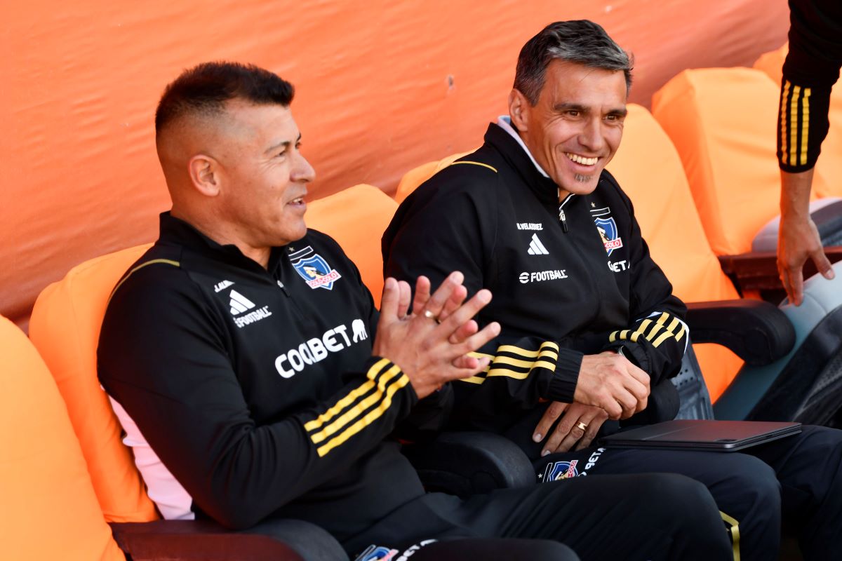 Refuerzos Colo Colo: Villa se aleja de los Albos, pero Almirón tendrá a su delantero