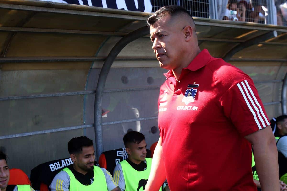 Fichajes Colo Colo: Blanco y Negro planea renovar más años a Jorge Almirón y prometió “una fórmula” para lograrlo