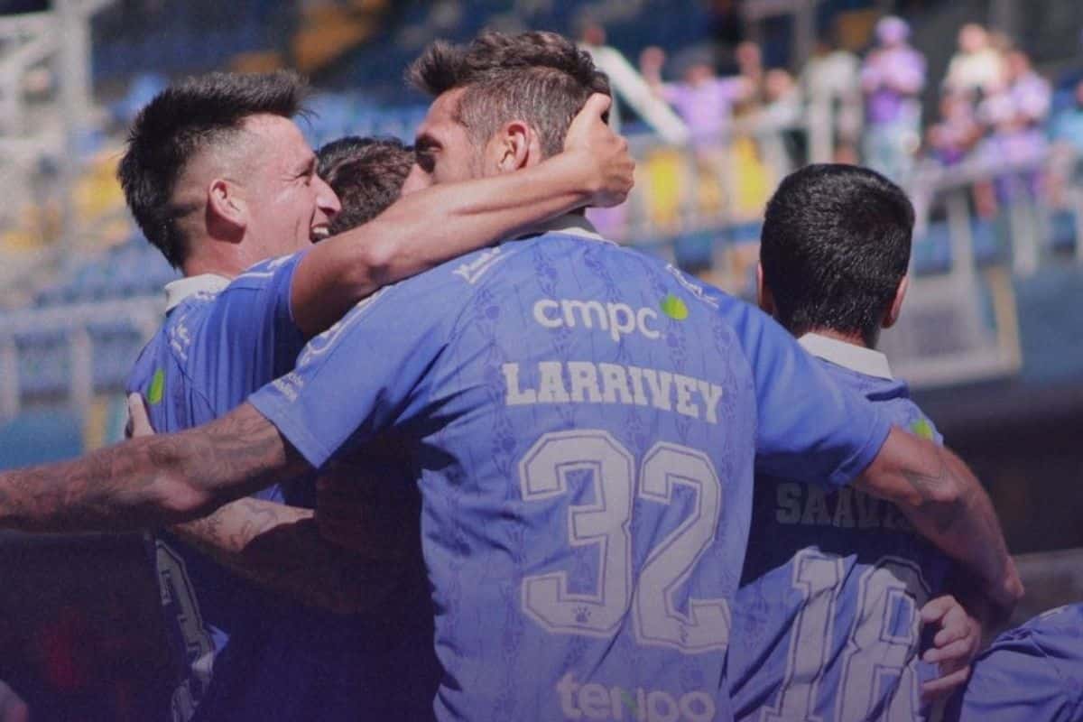 Copa Chile: Deportes Concepción sorprendió a Palestino y Joaquín Larrivey miró frustrado el show de goles