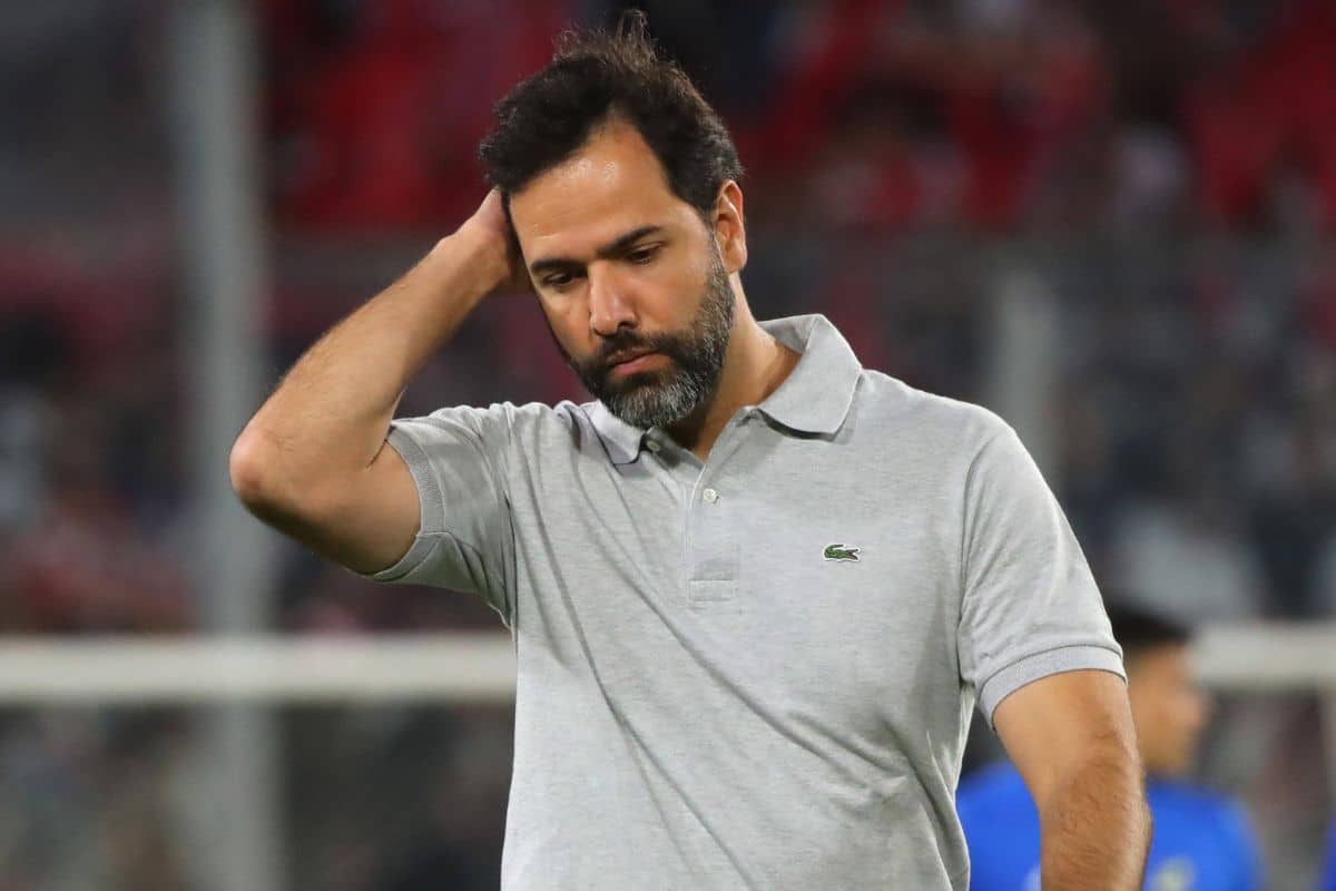 Everton tomó una drástica decisión con Gustavo Leal, que teorizó con su salida