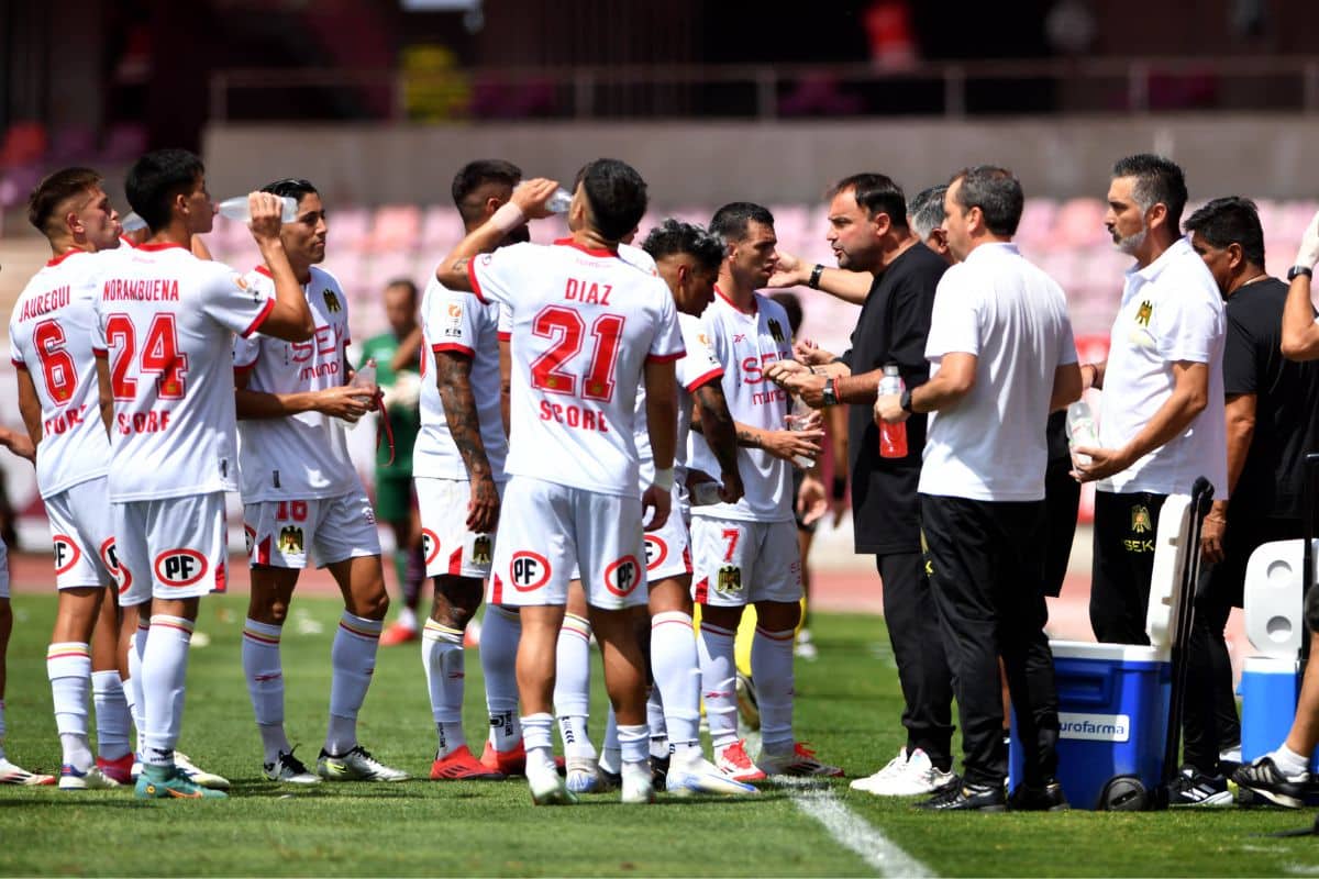 Unión Española perdió otra vez y José Luis Sierra apuntó al plantel